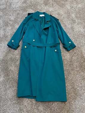 Jones New York Vintage 100% Pure Wool Teal Double Breasted Belted Trench Coat